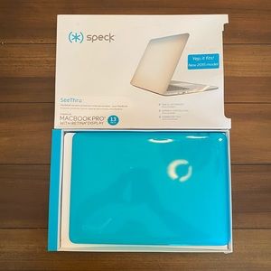Speck MacBook Pro 13” case
